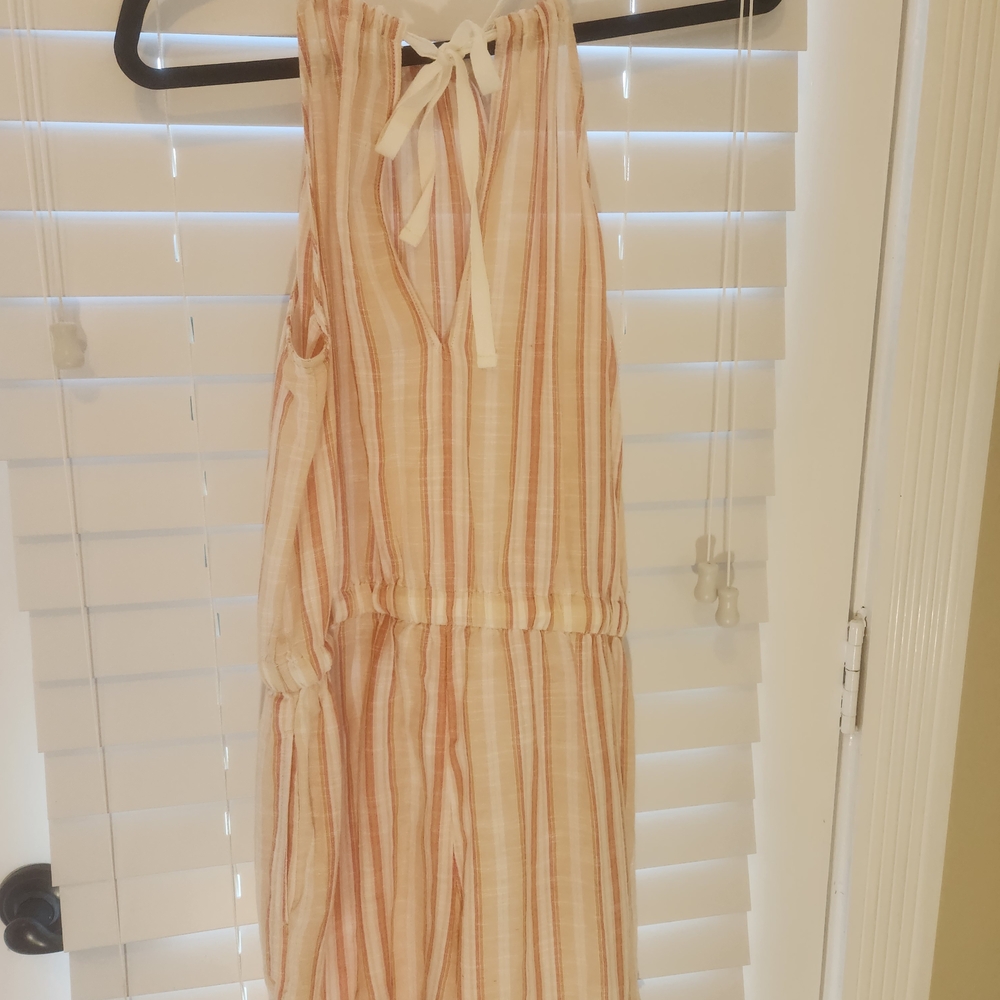 Striped Halter Romper - Picture 4 of 4